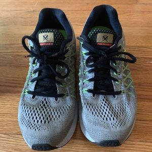 Nike Zoom Pegasus sneakers